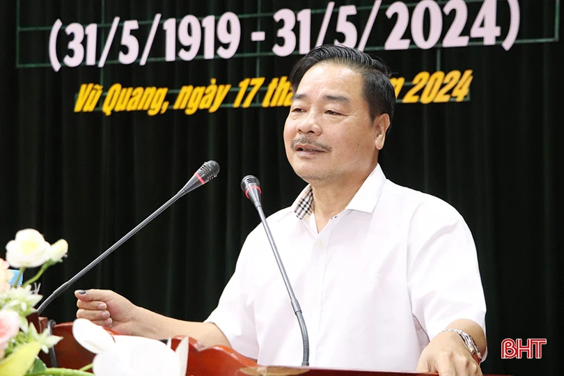 z5448664751479_24320946f31446c7b7ce4563a058fd93 copy.jpg