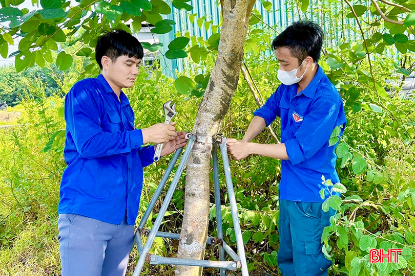 Bằng sự nhiệt huyết của bản thân, anh Thạch và các ĐVTN xã Thạch Bình đã tích cực phát huy vai trò của sức trẻ vì sự phát triển của quê hương. IMG_7992 copy.jpg