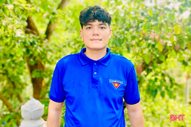 Anh Đặng Văn Thạch - Bí thư Đoàn xã Thạch Bình. ace84c83f955da1b05483e24d09f9f08 copy.jpg