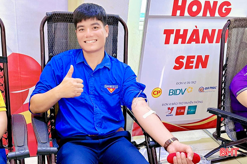 Anh Thạch luôn tích cực trong mọi hoạt động do địa phương cũng như đoàn cấp trên phát động. IMG_7993 copy.jpg
