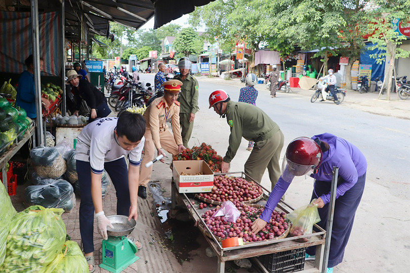 z5541339445894_108899682ea9ceb6fd227d62e803c38c copy.jpg