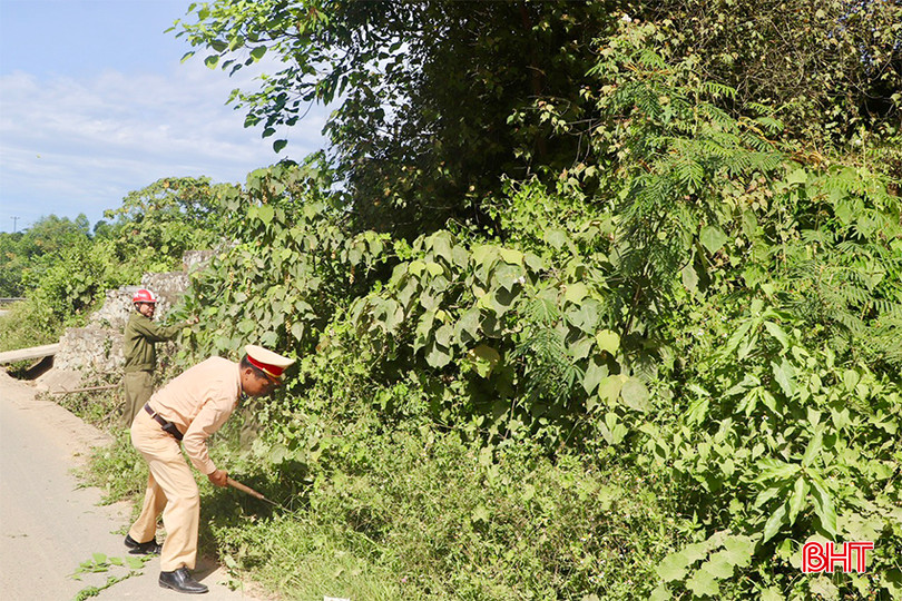 z5541339445764_71fa3e7dfc451f5aefb5554f2baff187 copy.jpg