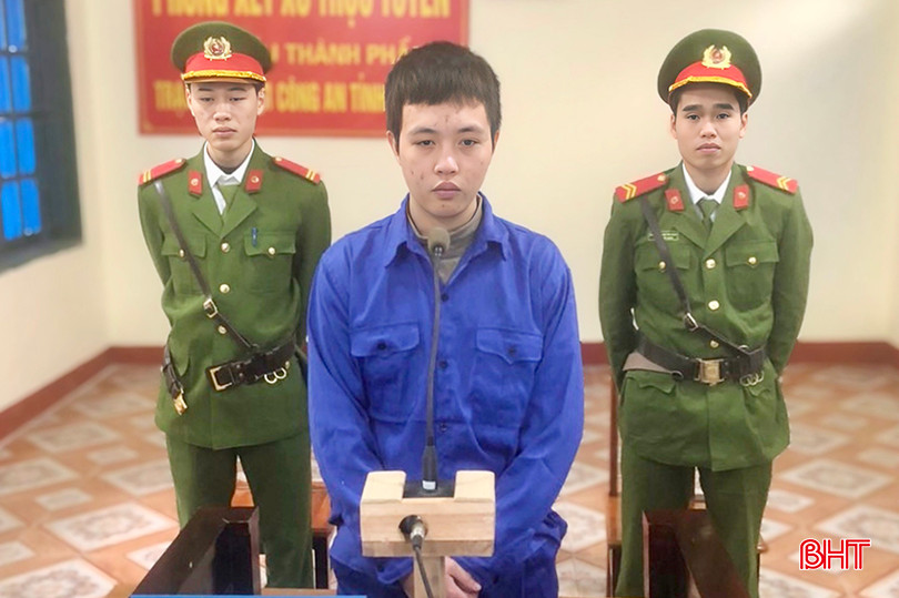 Bị cáo Nguyễn Hoàng Bảo An tại Trại tạm giam Công an tỉnh trong phiên toà xét xử sơ thẩm vào ngày 30/1/2024 do Toà án nhân dân TP mở về tội “Cướp giật tài sản”. IMG_6551 copy.jpg