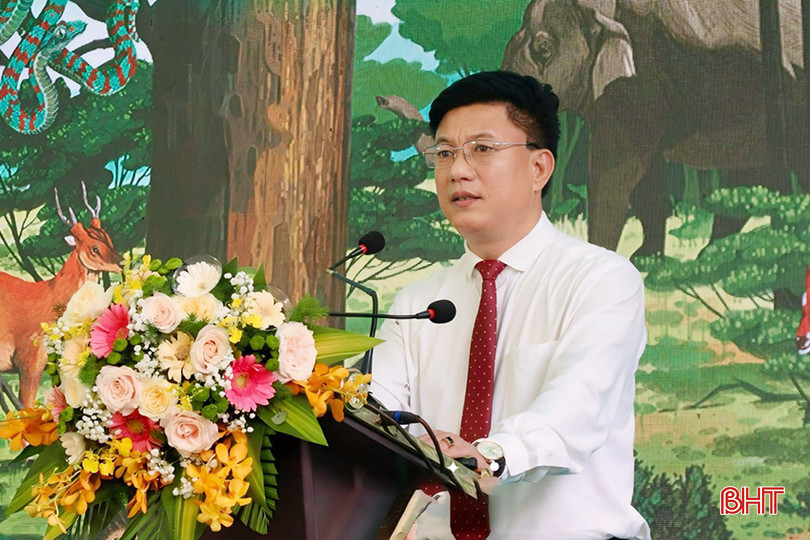 Giám đốc Vườn Quốc gia Vũ Quang Nguyễn Danh Kỳ phát biểu khai mạc sự kiện. Giám đốc Vườn Quốc gia Vũ Quang Nguyễn Danh Kỳ phát biểu khai mạc sự kiện.