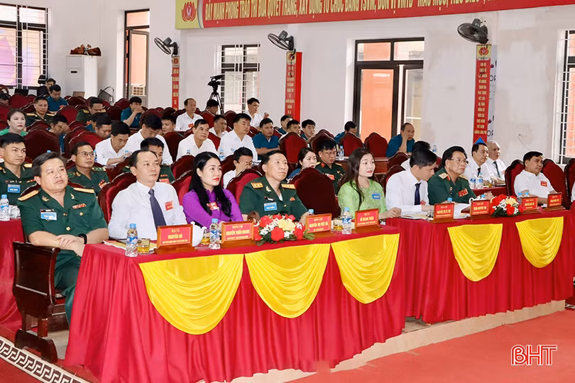 Đại biểu tham dự đại hội.