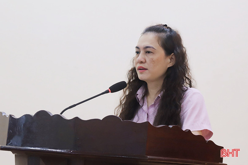 Phó Bí thư Đảng ủy Khối CCQ&DN tỉnh Hà Thị Sâm định hướng công tác tuyên truyền trong thời gian tới. z5286677668103_0d9af5e7e59da057094d46c1e3653c76 copy.jpg