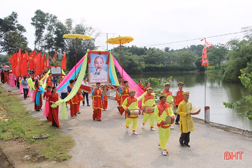 z5333775130367_60bbbed747a0d9dfe0625d6c0c6ca119 copy.jpg