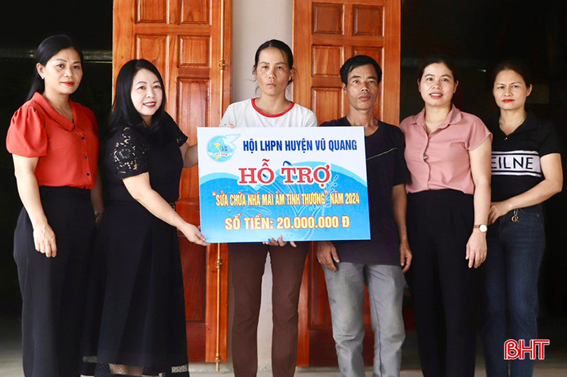 z5510529859070_6291abef3554e96bc71acffd5a5fa8bd copy.jpg