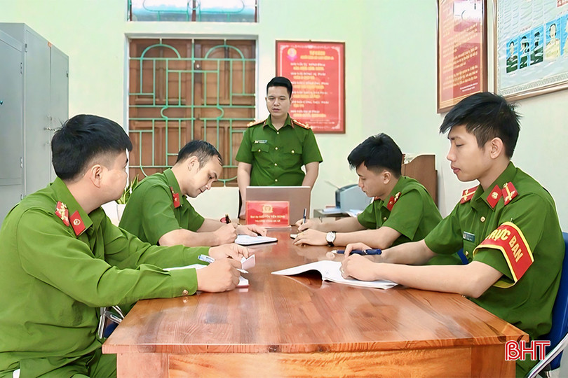 Thời gian qua, Công an xã Phú Gia luôn làm tốt công tác đảm bảo an ninh trật tự trên địa bàn. IMG_8867 copy.jpg