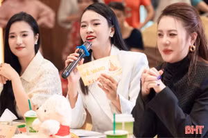 Khi tri thức trở thành "trang sức" của phụ nữ thế hệ mới
