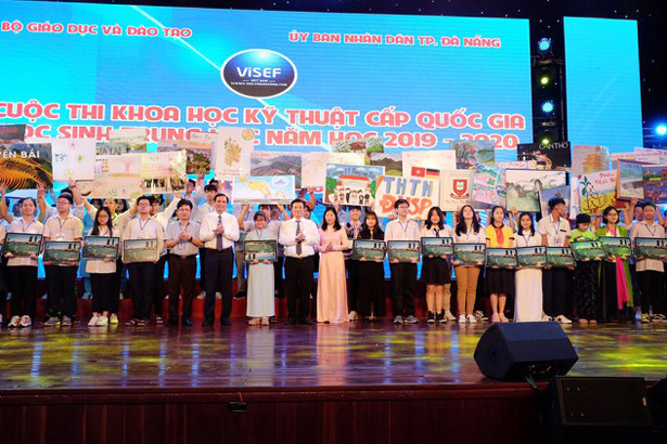 Học sinh Hà Tĩnh đạt giải nhì quốc gia tại Cuộc thi Khoa học kỹ thuật