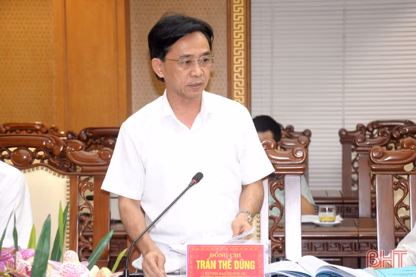 Vũ Quang tiếp thu ý kiến góp ý dự thảo báo cáo chính trị Đại hội Đảng bộ huyện với tư duy mở