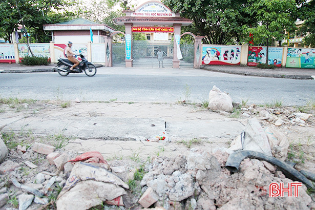 Khắc phục hố ga, miệng cống không nắp đậy trên các tuyến đường ở Hà Tĩnh