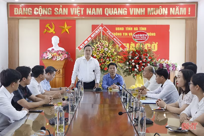 Lãnh đạo Hà Tĩnh chúc mừng 95 năm ngày Báo chí cách mạng Việt Nam
