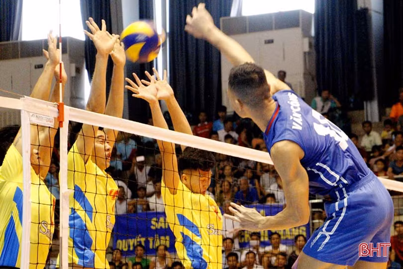 Giải bóng chuyền Vô địch quốc gia 2020: Các đội cửa dưới đều thua