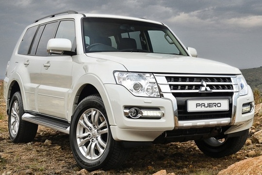 Mitsubishi triệu hồi hơn 800 xe Pajero đời cũ do lỗi túi khí - 1 Mitsubishi triệu hồi hơn 800 xe Pajero đời cũ do lỗi túi khí