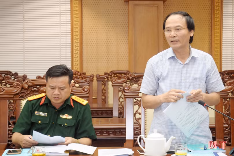 Vũ Quang tiếp thu ý kiến góp ý dự thảo báo cáo chính trị Đại hội Đảng bộ huyện với tư duy mở