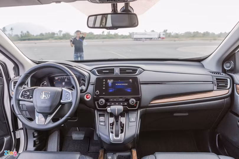 Những hư hỏng ô tô thường gặp mùa nắng nóng và cách khắc phục