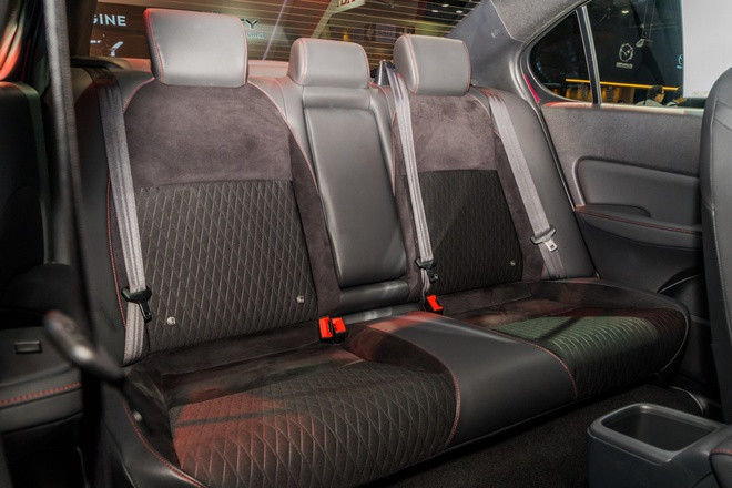 Honda City 2020 ra mắt tại Ấn Độ - thêm nhiều tính năng mới lạ