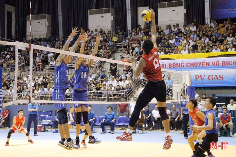 Hà Tĩnh thắng tưng bừng ngày thi đấu cuối cùng Giải Bóng chuyền vô địch quốc gia