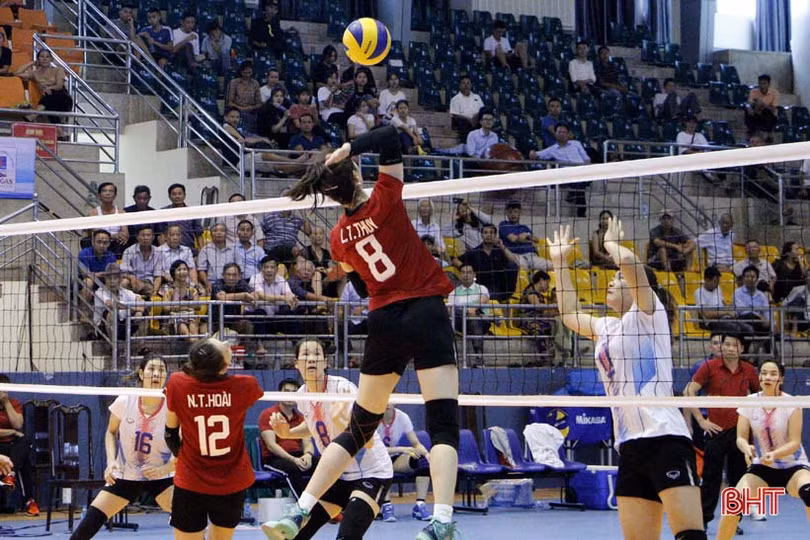 Hà Tĩnh thắng tưng bừng ngày thi đấu cuối cùng Giải Bóng chuyền vô địch quốc gia
