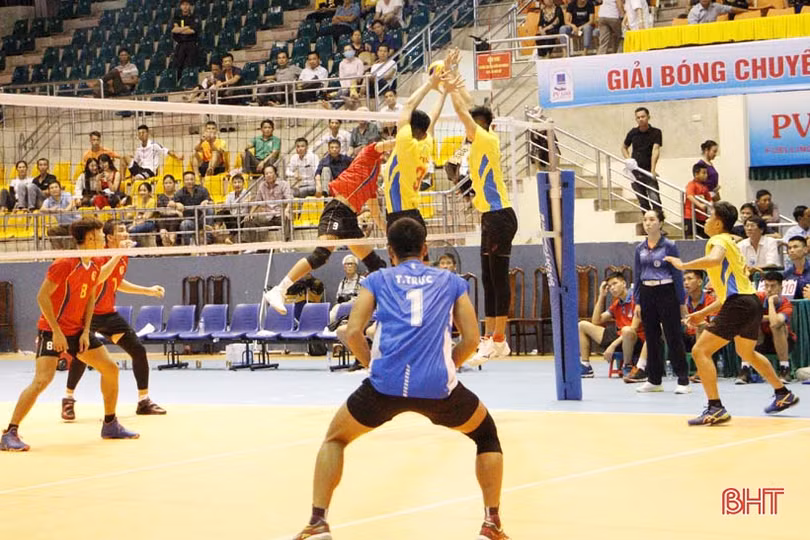 Hà Tĩnh thắng tưng bừng ngày thi đấu cuối cùng Giải Bóng chuyền vô địch quốc gia