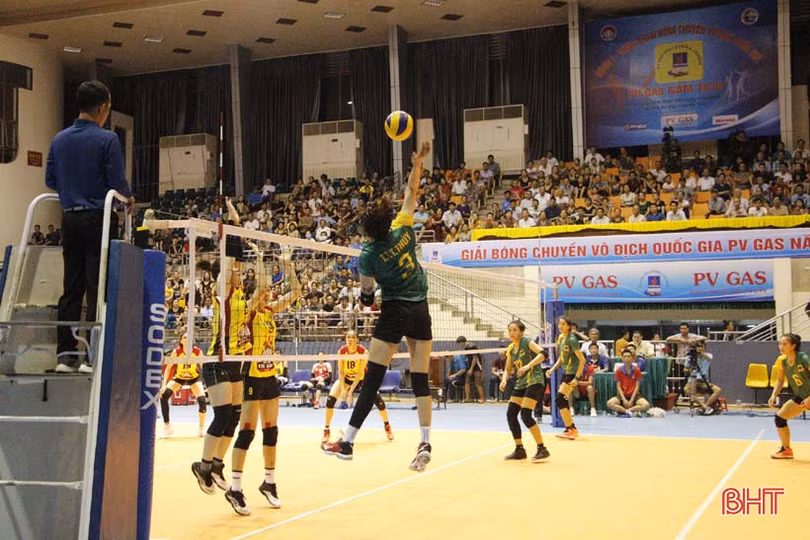 Hà Tĩnh thắng tưng bừng ngày thi đấu cuối cùng Giải Bóng chuyền vô địch quốc gia