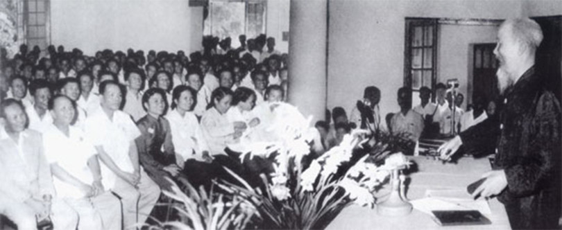 Lòng trong và bút sắc