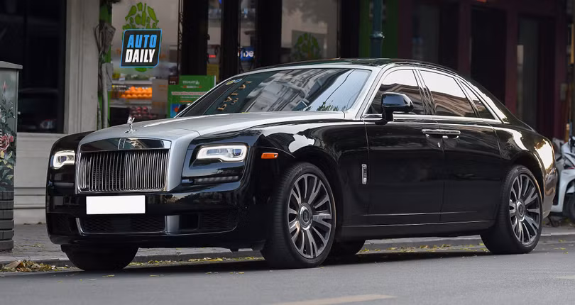 Chiêm ngưỡng Rolls-Royce Ghost 2019 độc nhất Việt Nam