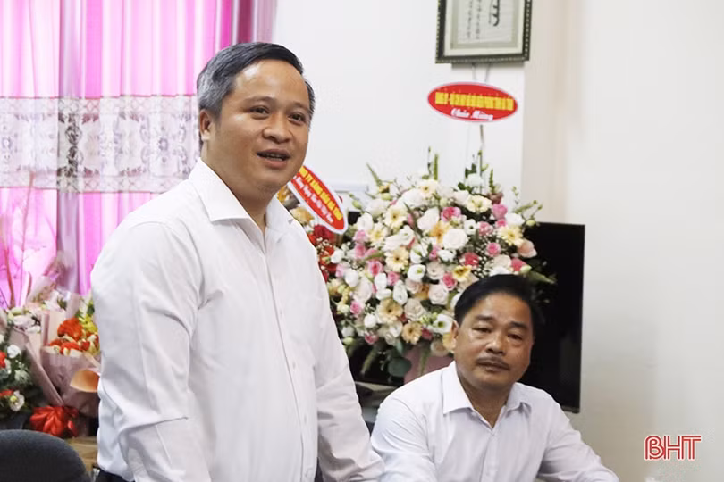 Lãnh đạo Hà Tĩnh chúc mừng 95 năm ngày Báo chí cách mạng Việt Nam