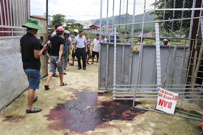 Bị đòi nợ, giết hai vợ chồng chủ nợ rồi tự sát