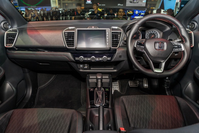 Honda City 2020 ra mắt tại Ấn Độ - thêm nhiều tính năng mới lạ