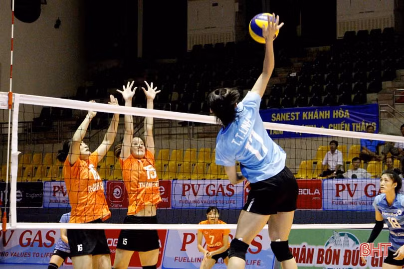 Hà Tĩnh thắng tưng bừng ngày thi đấu cuối cùng Giải Bóng chuyền vô địch quốc gia