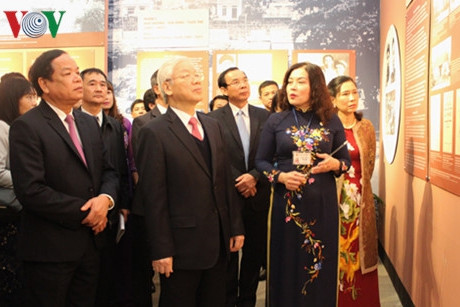 nhieu but tich cua tong bi thu truong chinh lan dau duoc cong bo