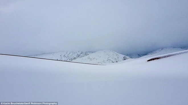 tuyet phu trang sa mac sahara