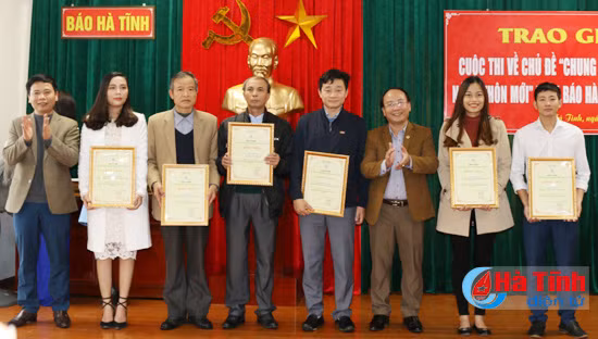 vinh danh 28 tac pham viet ve chung suc xay dung nong thon moi