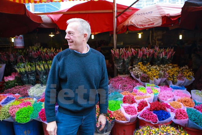 di cho hoa quang an dai su my tam su ke hoach nghi tet nguyen dan