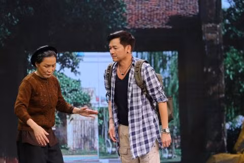 300 nghe si tham gia ngo danh hai 2017