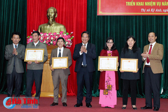 ky anh tap trung cao khoi phuc san xuat sau su co moi truong bien