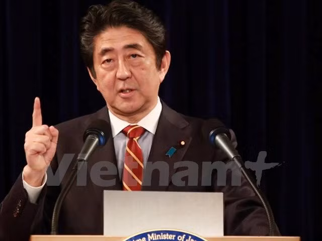 thu tuong nhat ban abe to chuc hop bao ve quan he nhat viet