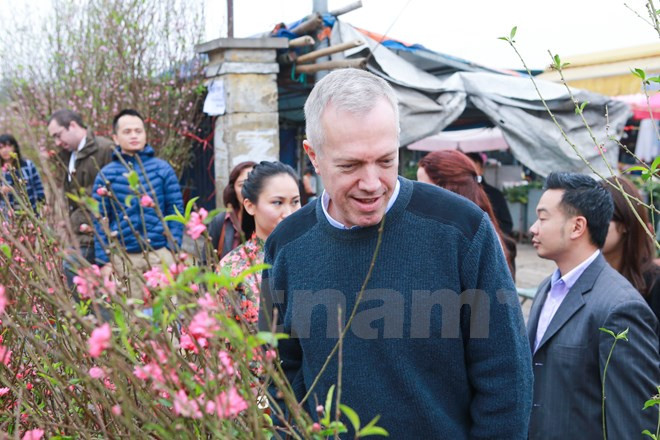 di cho hoa quang an dai su my tam su ke hoach nghi tet nguyen dan