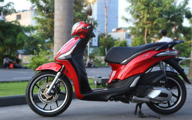 piaggio viet nam trieu hoi hon 13 000 chiec liberty