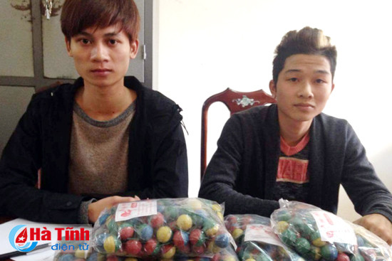 bat doi tuong dot nhap nha pho hat truong kiem lam trom tai san