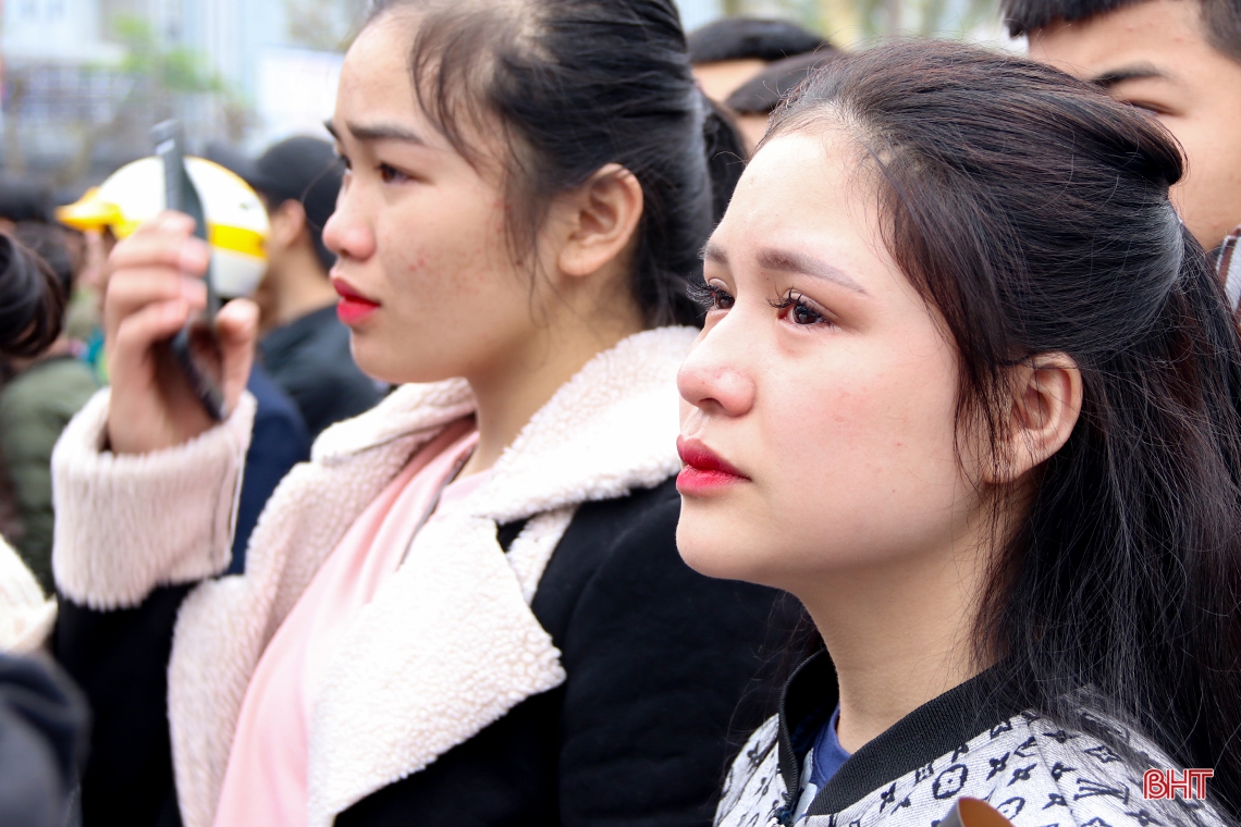 Tân binh lên đường: Vinh quang người đi, nhớ thương người ở lại!