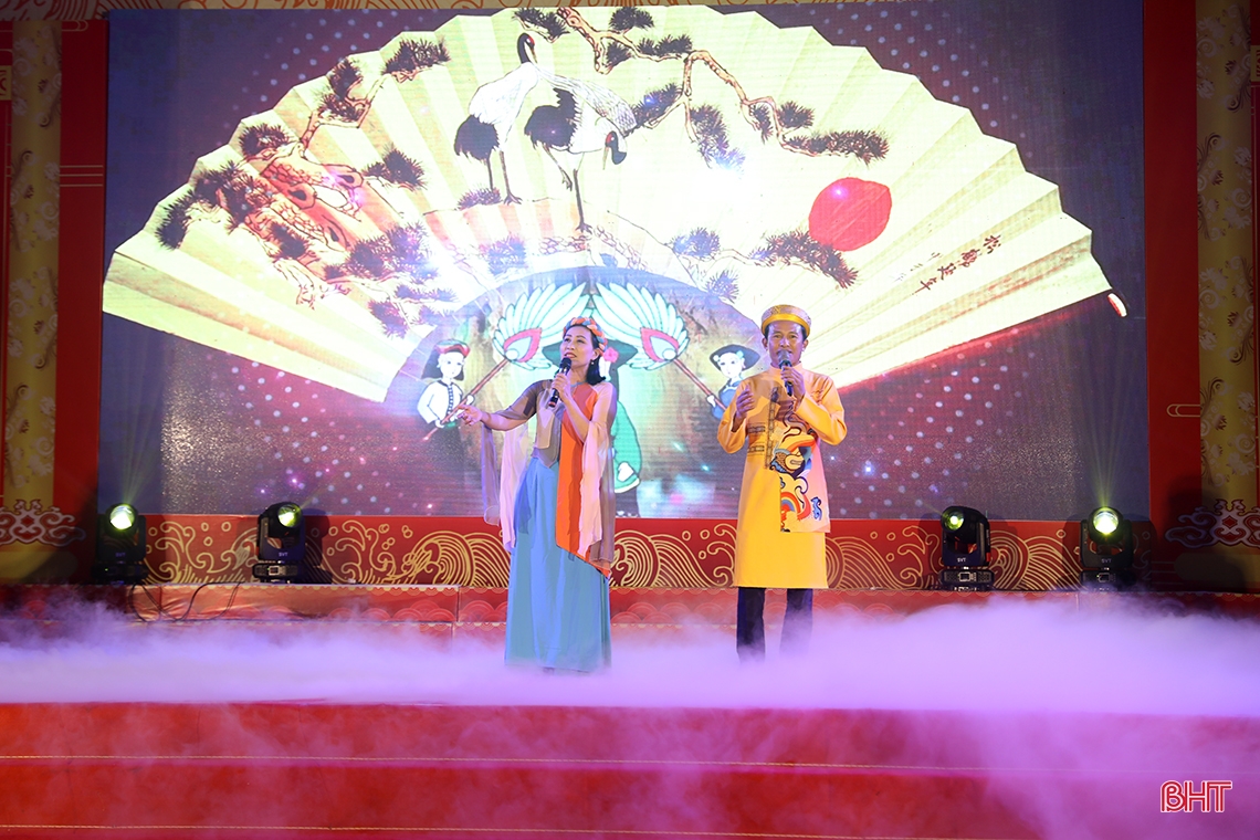 Đặc sắc chương trình “Âm sắc đền thiêng”