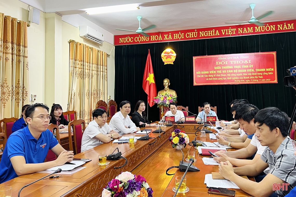 Xây dựng tổ chức Đoàn ở Hà Tĩnh vững mạnh về tư tưởng, chính trị, tổ chức và hành động