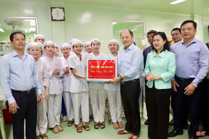 Lan tỏa phong trào trồng cây xanh và thi đua lao động sáng tạo 