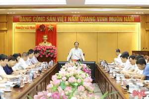 Thường trực Tỉnh ủy nghe báo cáo các nội dung liên quan đến Dự án cấp nước KKT Vũng Áng