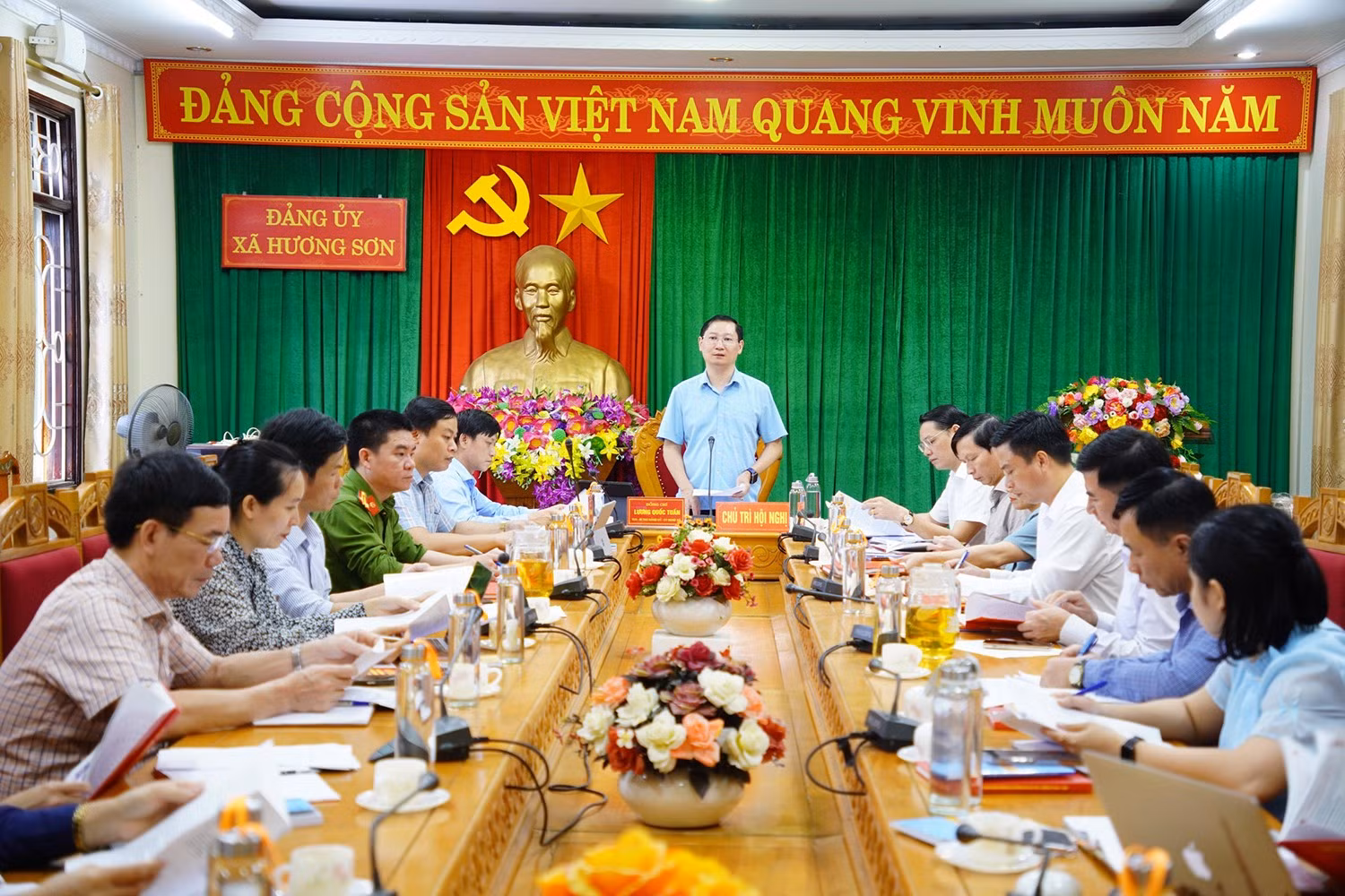 Xã Hương Sơn triển khai công tác bầu cử đại biểu Quốc hội khóa XVI và đại biểu HĐND các cấp, nhiệm kỳ 2026 – 2031. (Ảnh: TTKVHS)