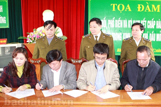 Ký cam kết chấp hành các quy định trong kinh doanh gas ảnh 1